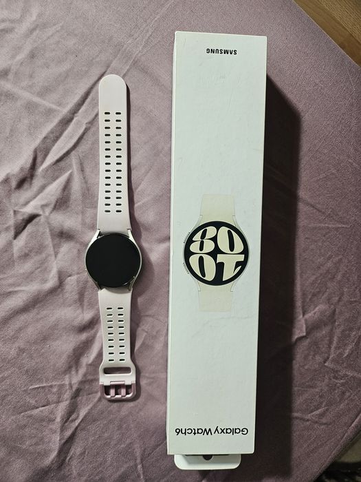 Samsung Galaxy Z flip5 + часовник Samsung