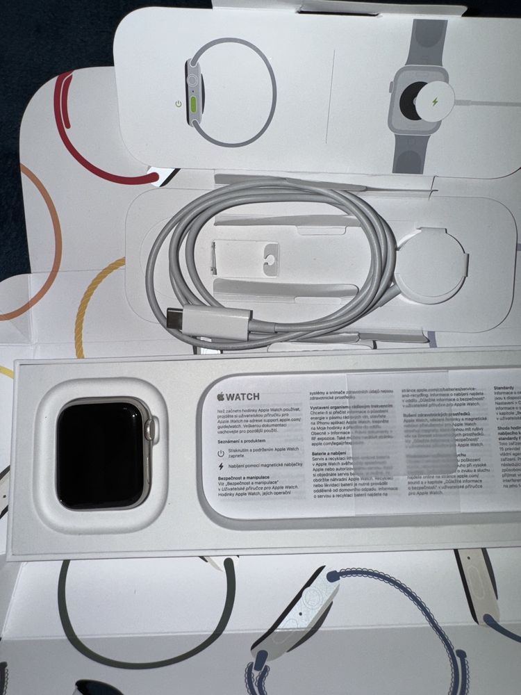 Apple watch SE (gen2) 40mm Starlight, GPS, 96% battery health