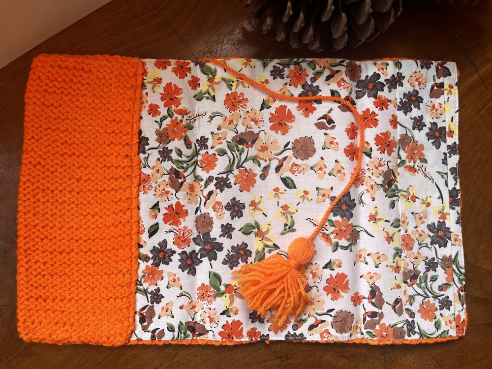 Плетена подвързия за книга “Оранжева с плетеница”