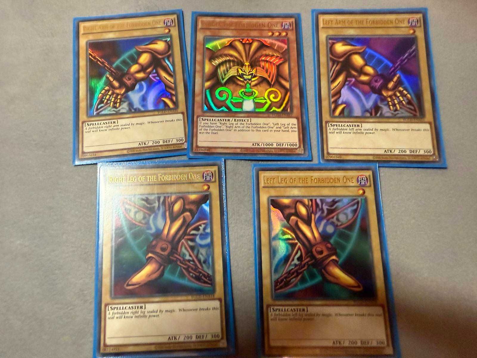 Yu-Gi-Oh оригинални карти