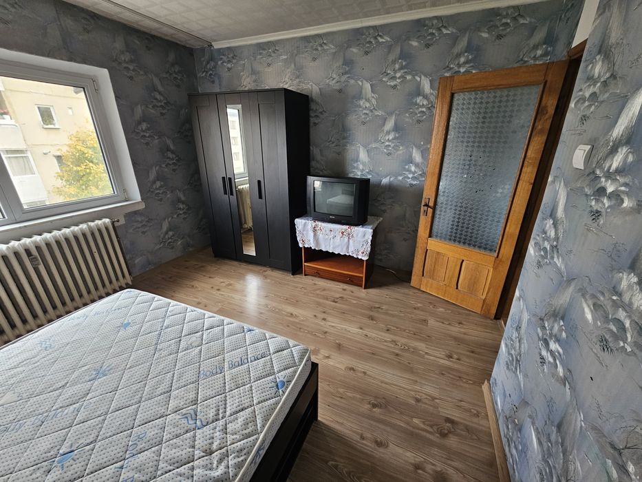 Inchiriez Apartament decomandat 2 camere