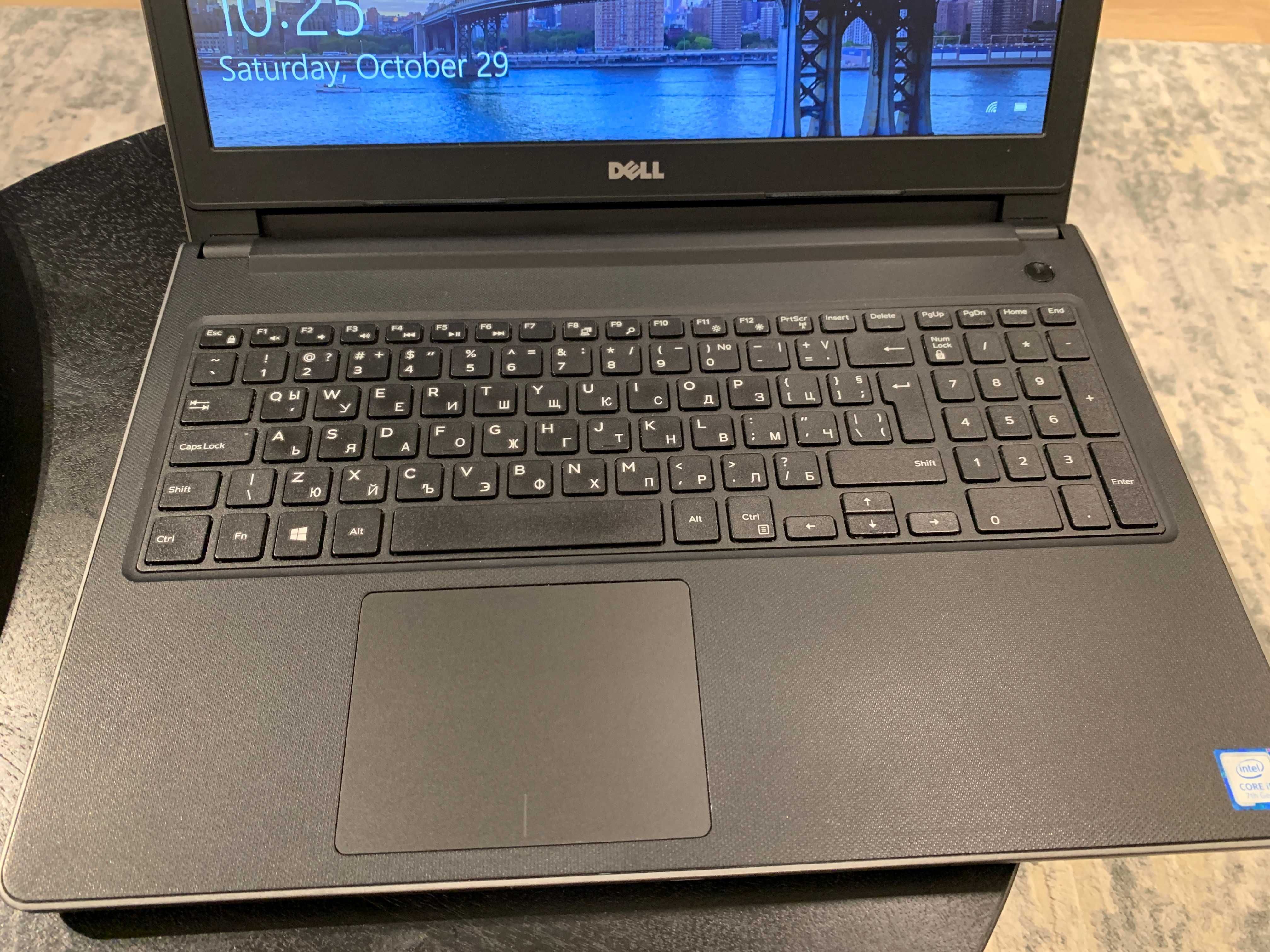 DELL Vostro 3568 I5-7200U