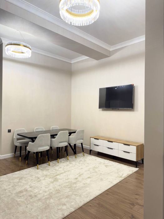 Продается 3 комнатная квартира новостройка Ок Сарой Макро Паркентский