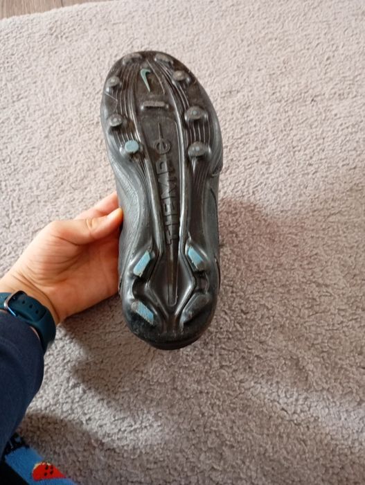 Vând Ghete de fotbal