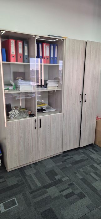 Продам офисную мебель