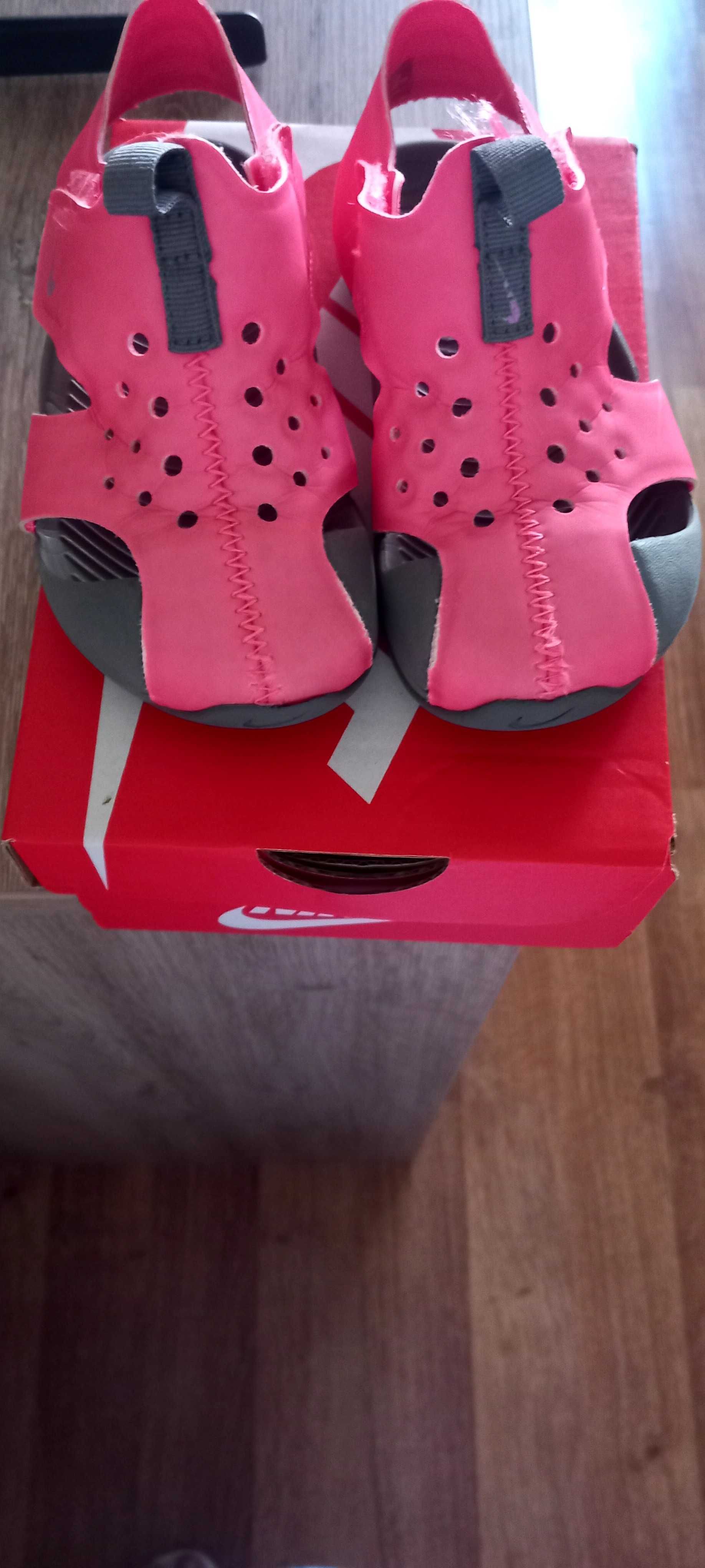 Сандали Nike за момиче