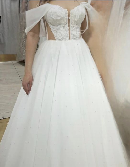 Rochie mireasa nepurtata