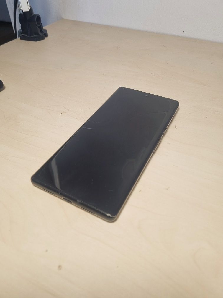 Google Pixel 6 Pro display defect