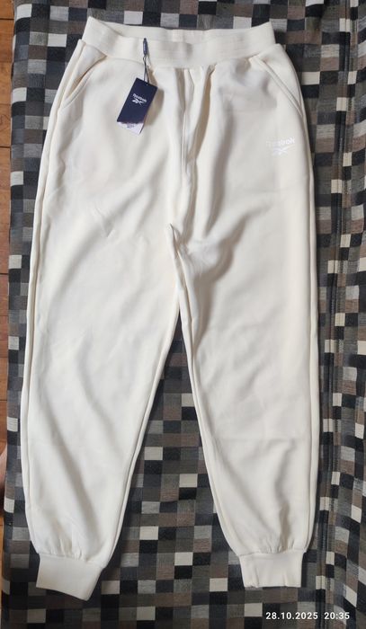 Спортивные женские штаны Reebok