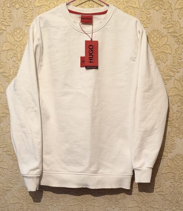 Кофта Hugo boss  оригинал