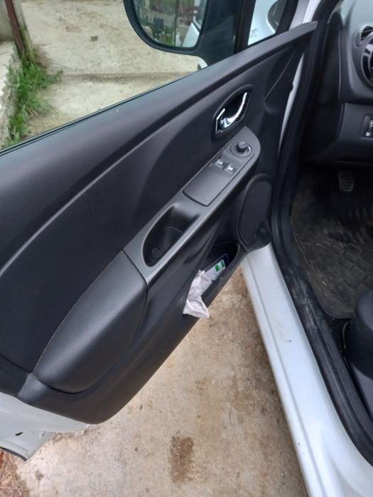 Vând schimb cu logan dupa 2021