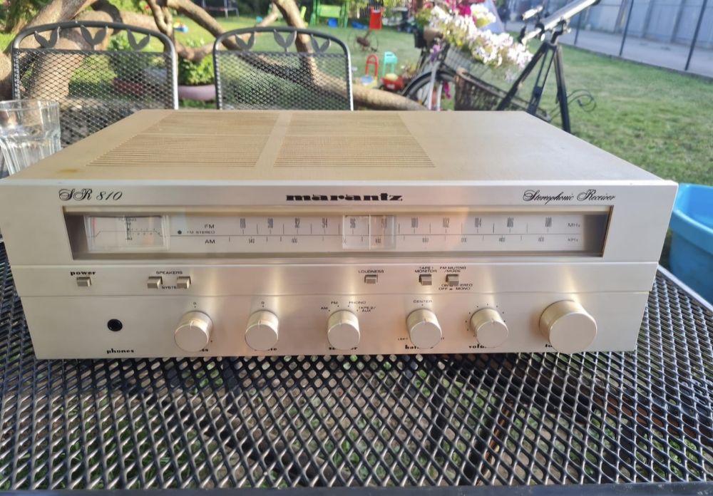 Amplituner Marantz SR810