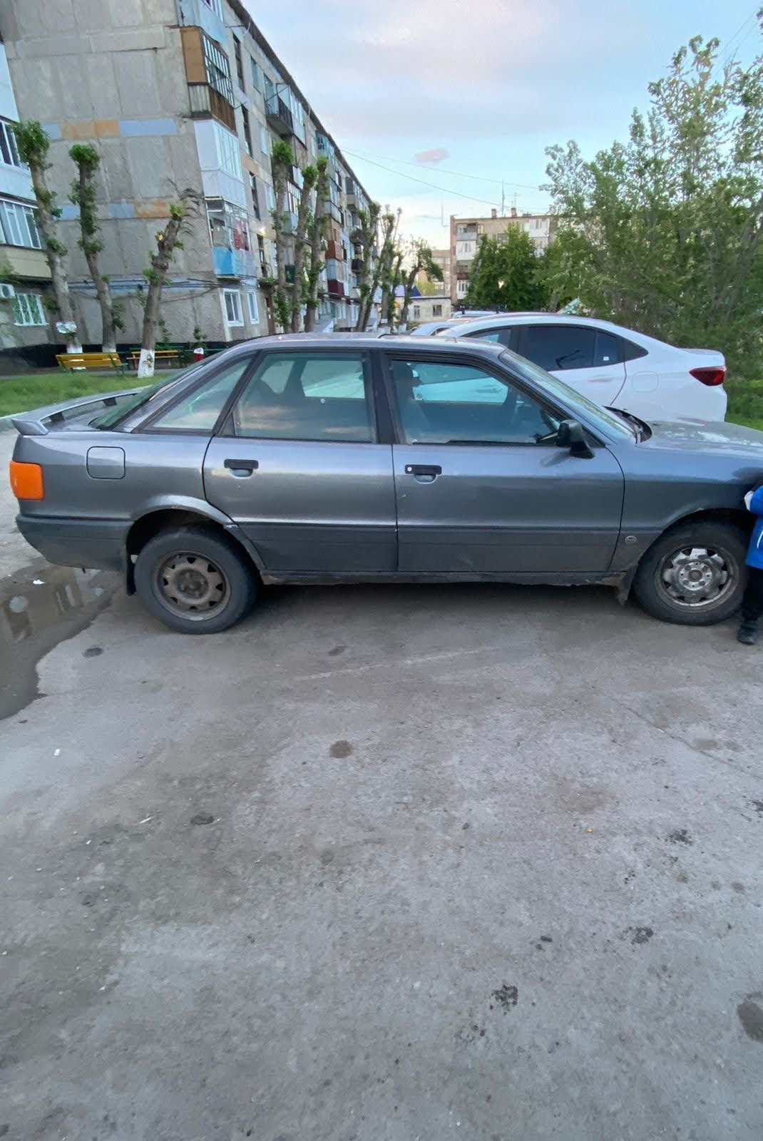 Продам Ауди 80 B3