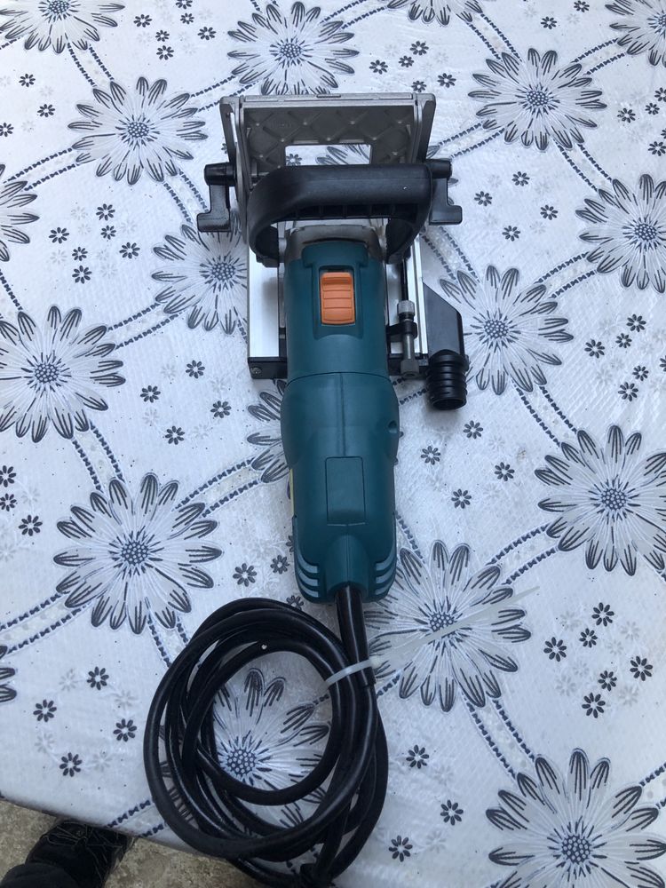 Бисквит машина AB111N, 900 W,