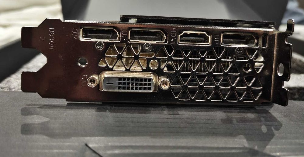 Placa Video RTX 2070 Zotac 8gb 256Bit GDDR6 Full Box Nvidia