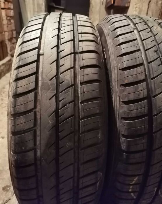 Продавам 2 броя летни гуми 185.65.15 на 1 сезон дот 2020 Diplomat