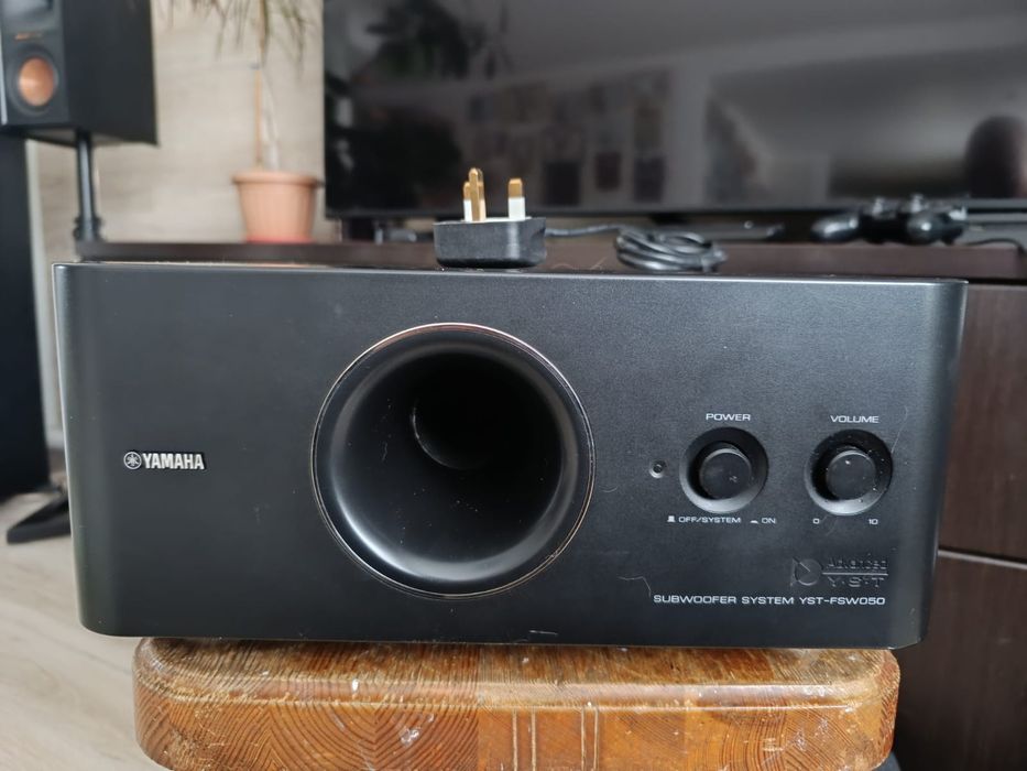 Продам усилитель yamaha YST- FSW050