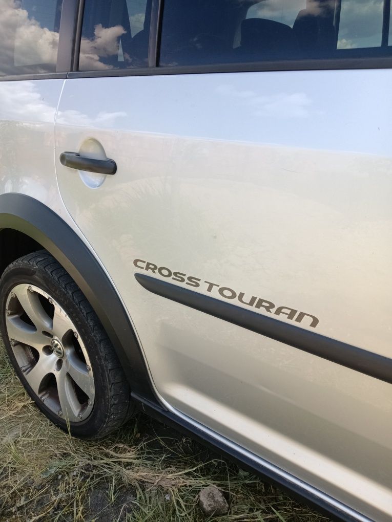 Turan Cross 1.9 Diesel  7 locuri  Euro 4