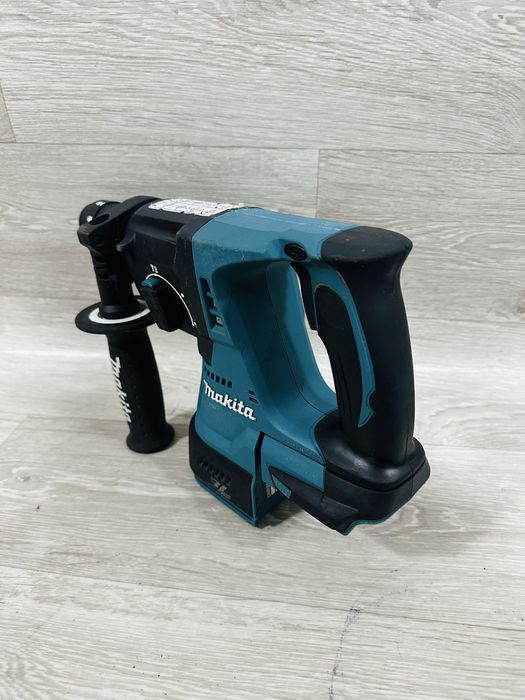 Rotopercut Makita DHR 243
