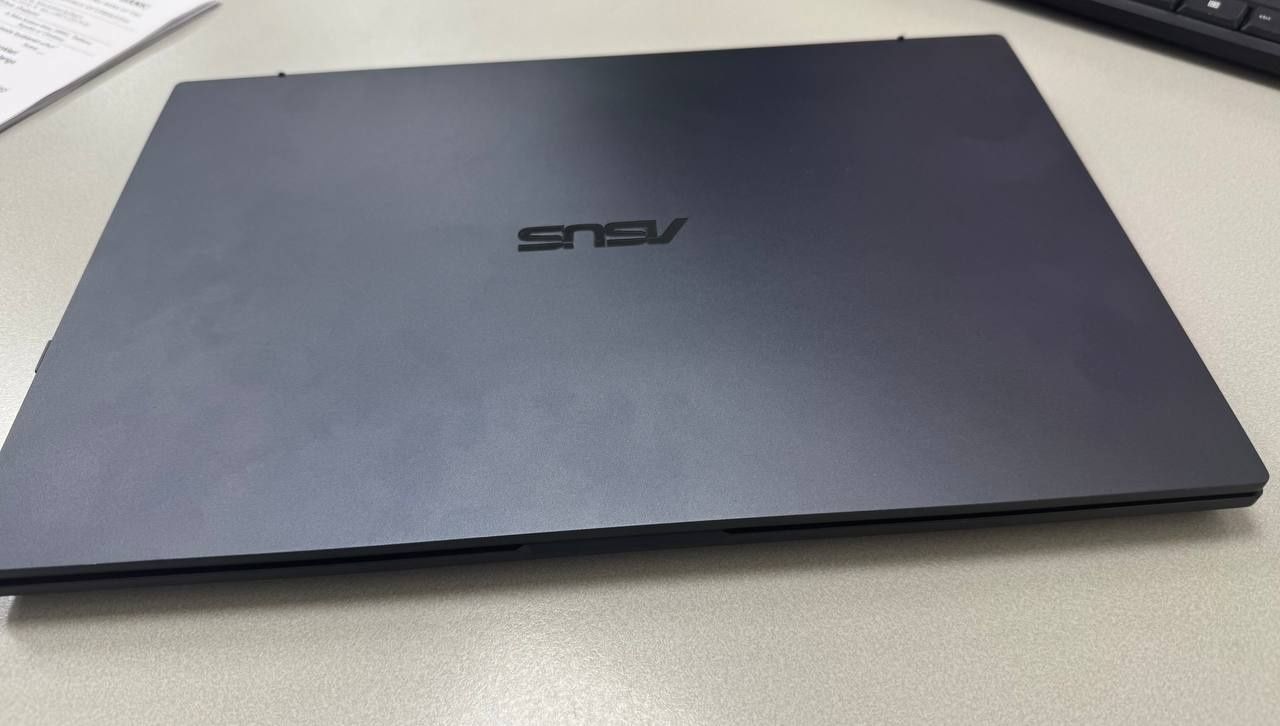 Продам ноутбук ASUS Expertbook