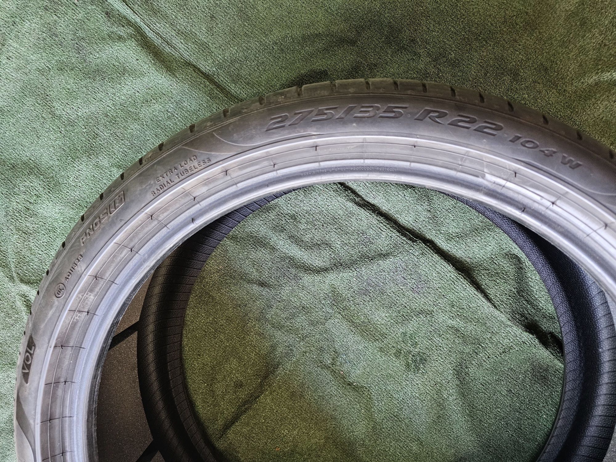 1x 275 35 22 vara pirelli