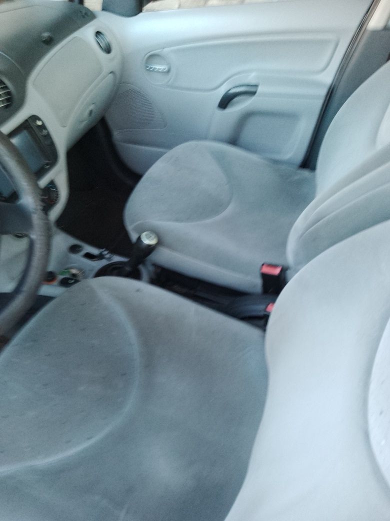 Кола Citroen C 3