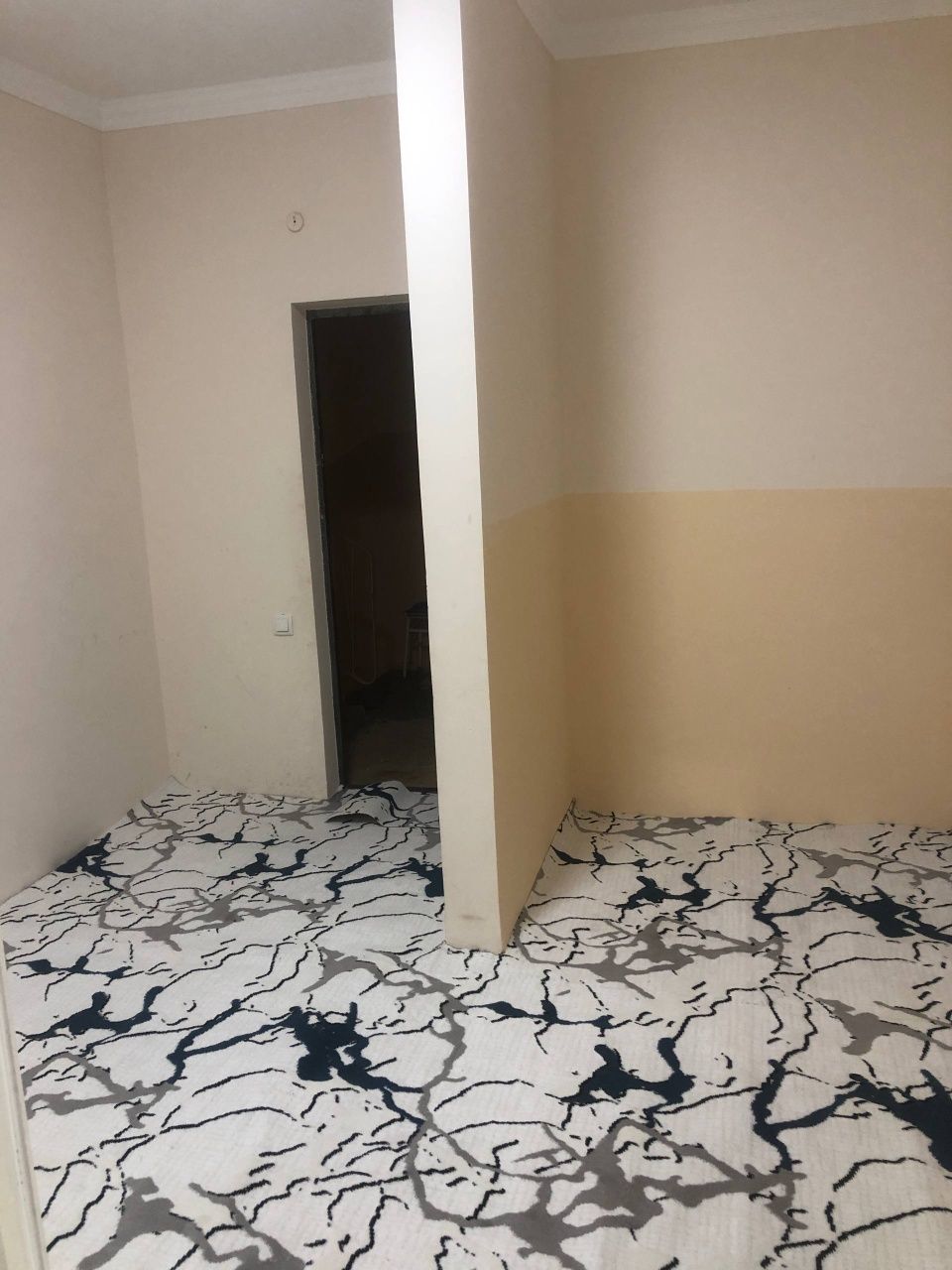 Ахмад Югнакий 2/3/5 Балкон 2.6 Продается Квартира