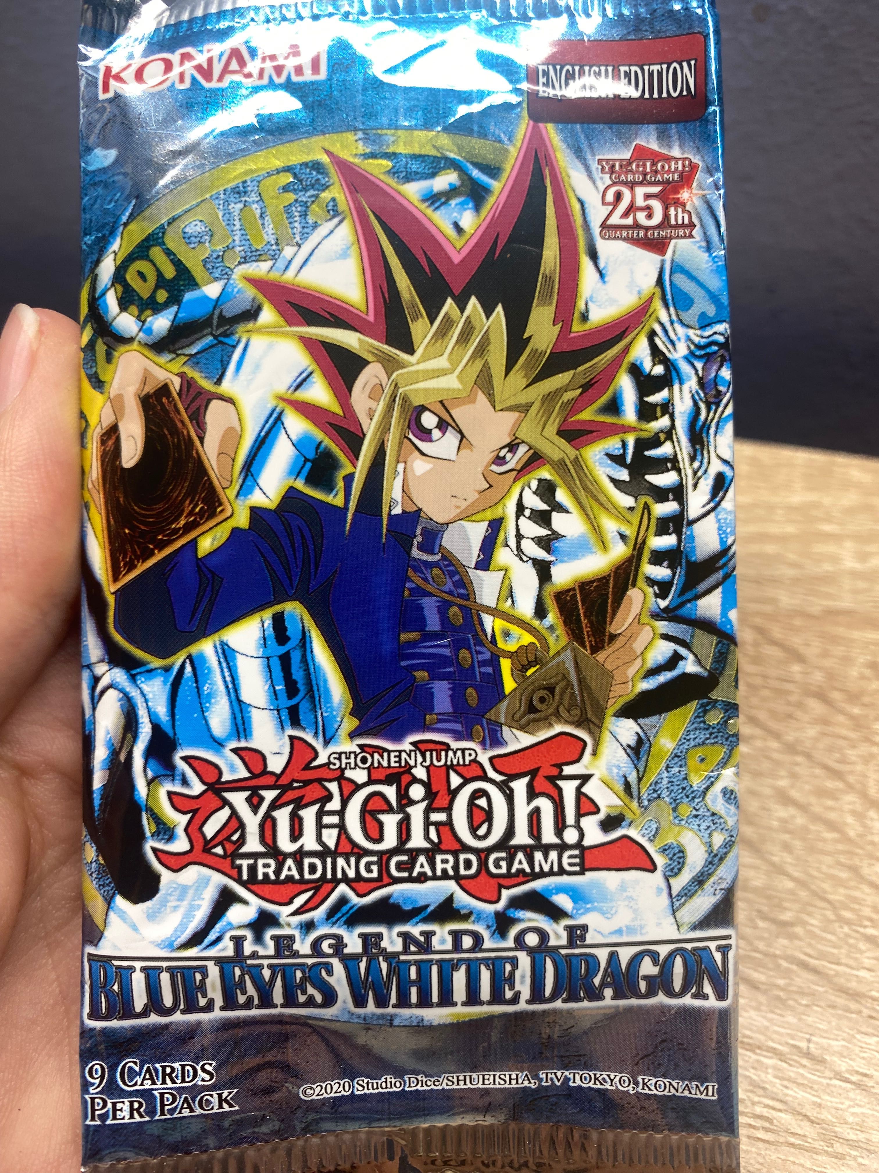 Сляп пакет Yugioh или match attax карти