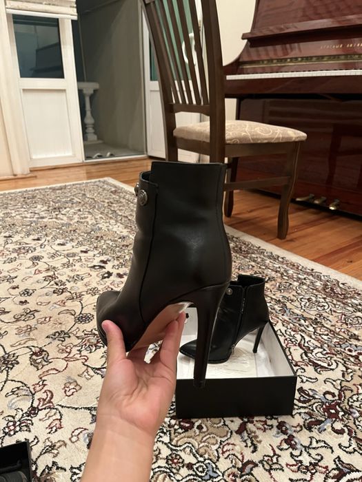 Черный сапоги из натуральной кожи