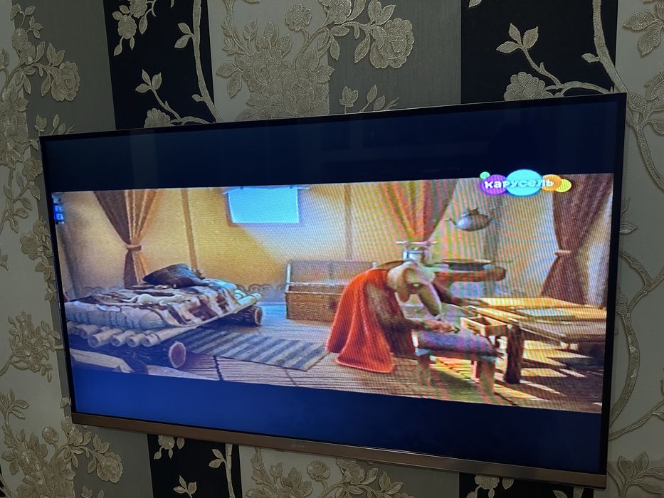 Smart TV телевизор LG модель LG 47LM670T