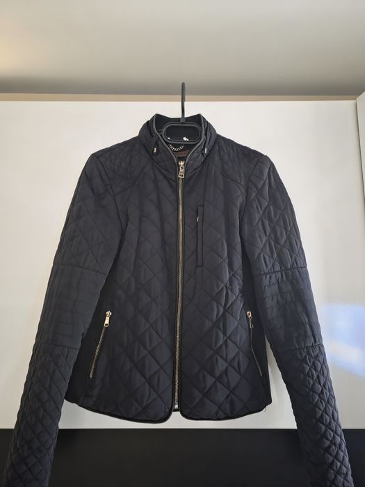 Яке Zara в синьо
