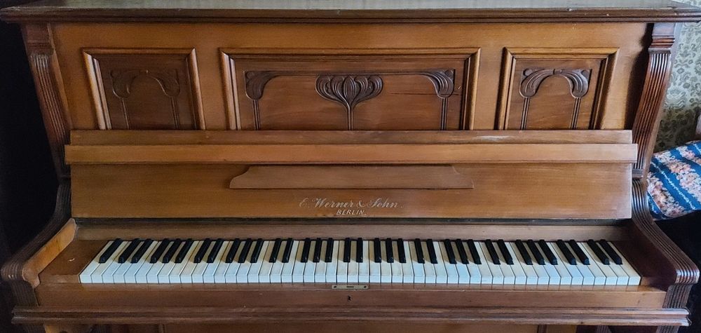 Пианино антикварное, Германия