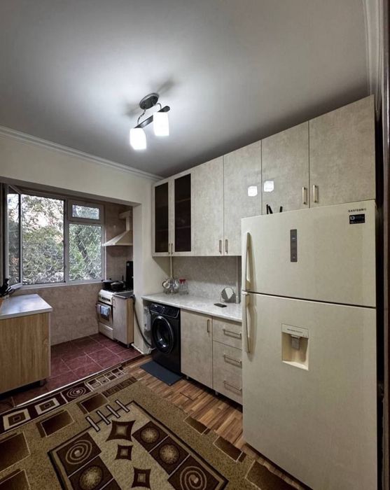 Квартира на Бобура -Корзинка 2/2/9 общ пл 60м  с мебелью