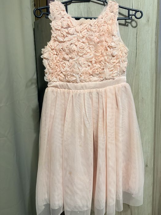 Официални,прекрасни рокли