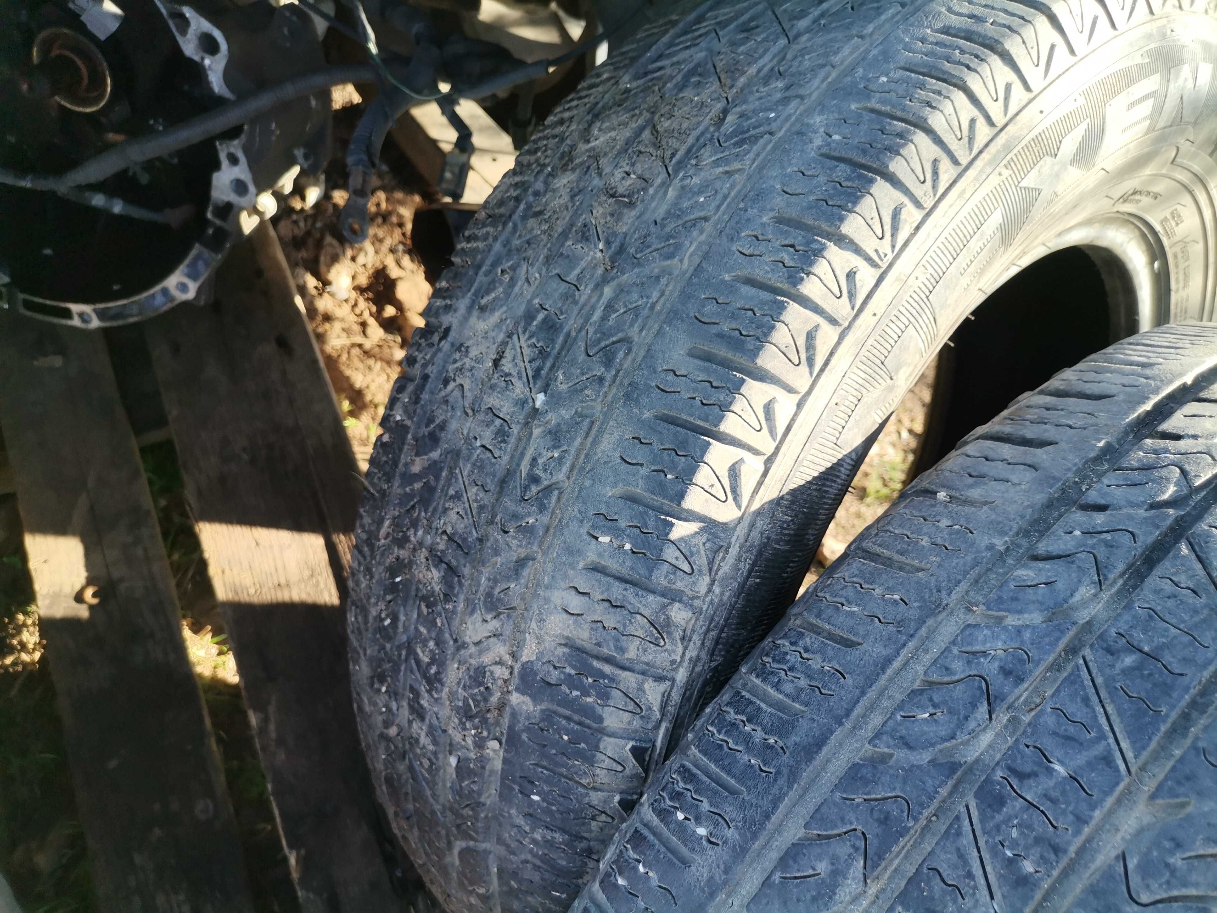 Гуми за СУВ Nexen 235/65/17
