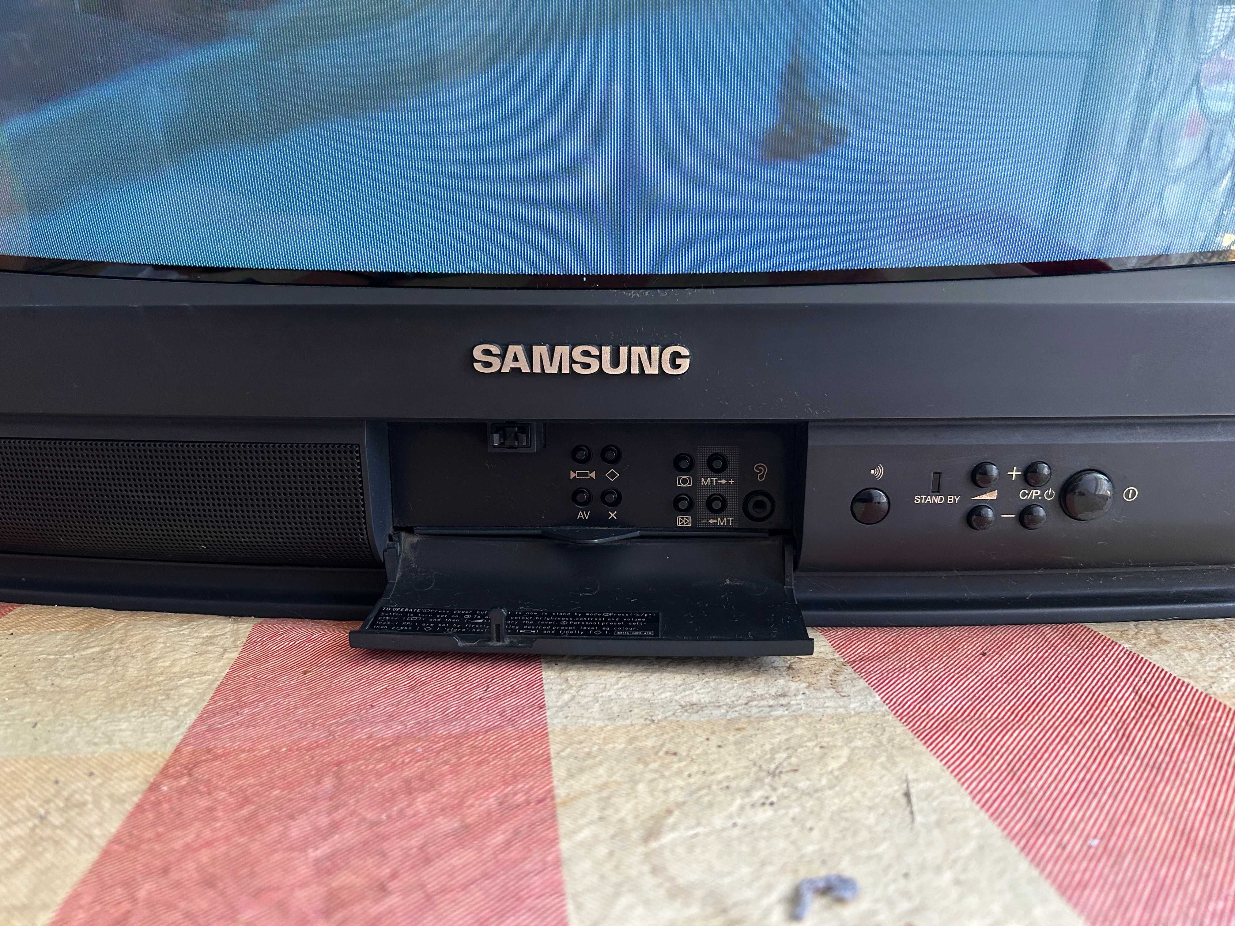 Телевизор Samsung 21инча