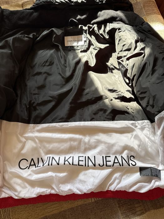Яке на Calvin Klein L