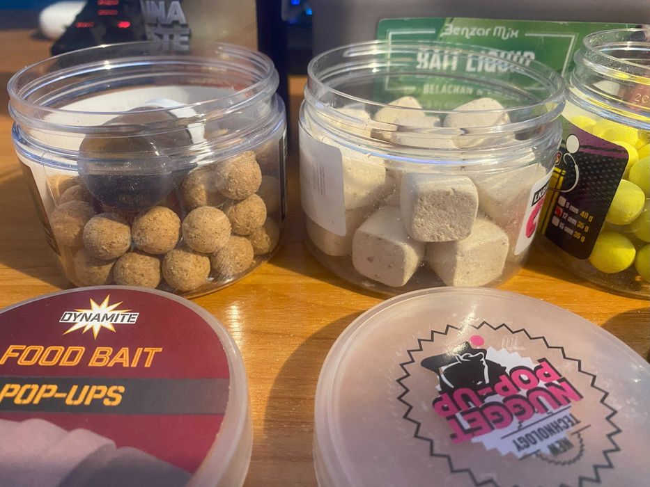 Boilies uri pop up pentru crap si caras