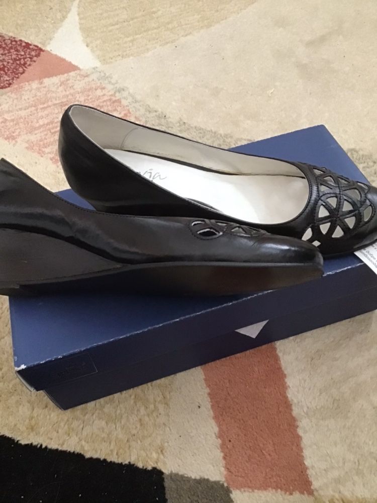 Дамски елегантни обувки Флавия (три вида)+др.спортни обувки