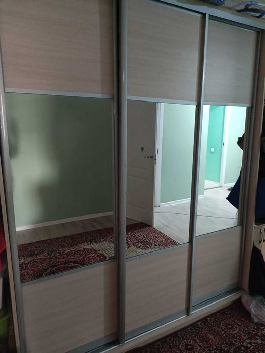 продам шкаф купе с зеркалами