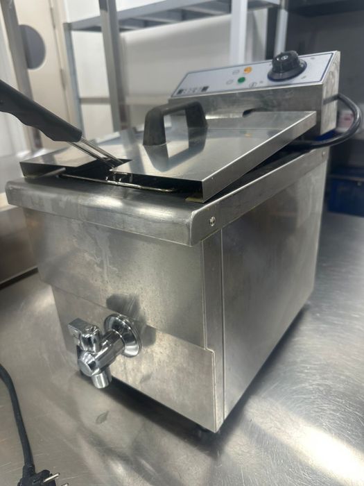 Продается фритюрница