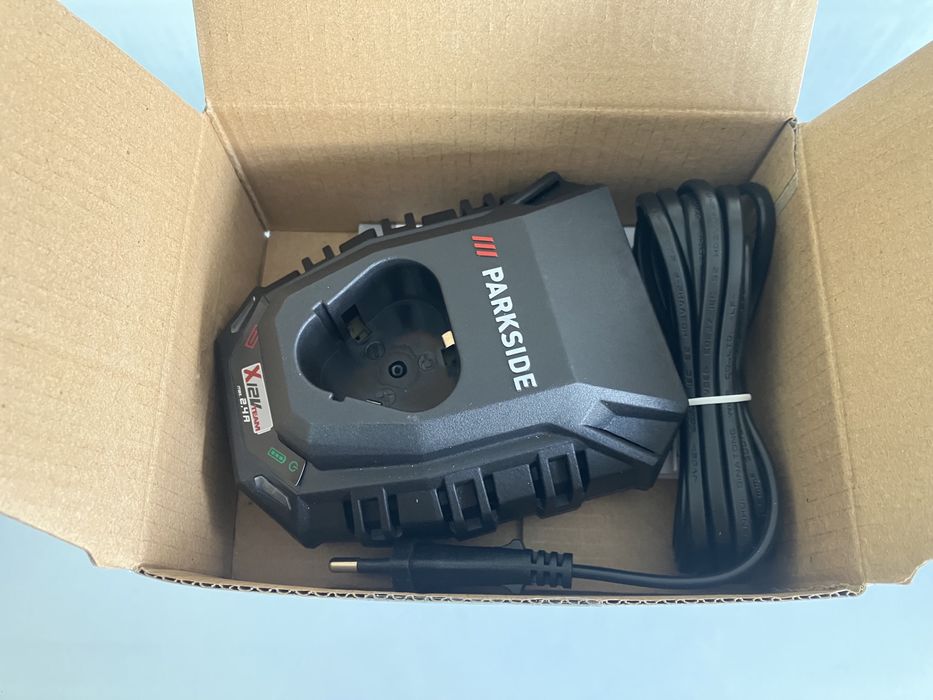 Incarcator parkside 12V