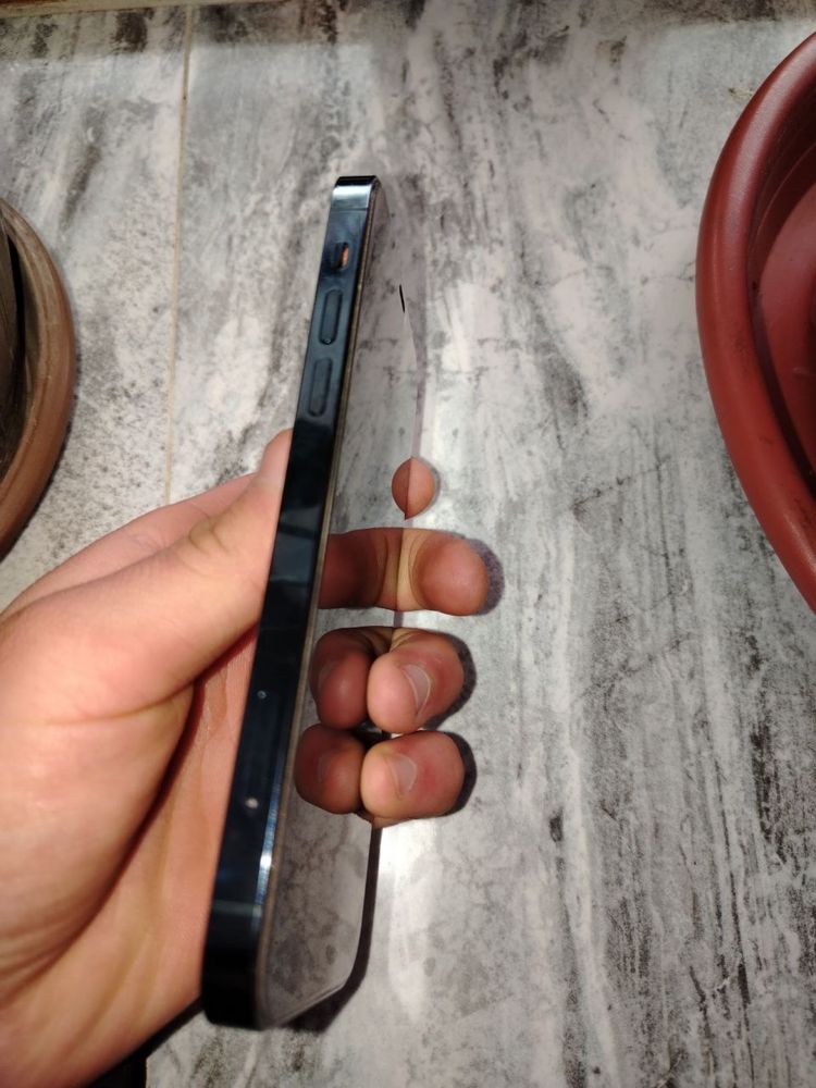 Iphone 12 pro 256/75 hamma joyi arginal garantiya tel