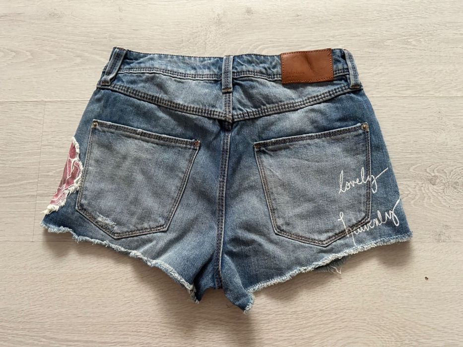 Pantaloni scurți Zara XXS