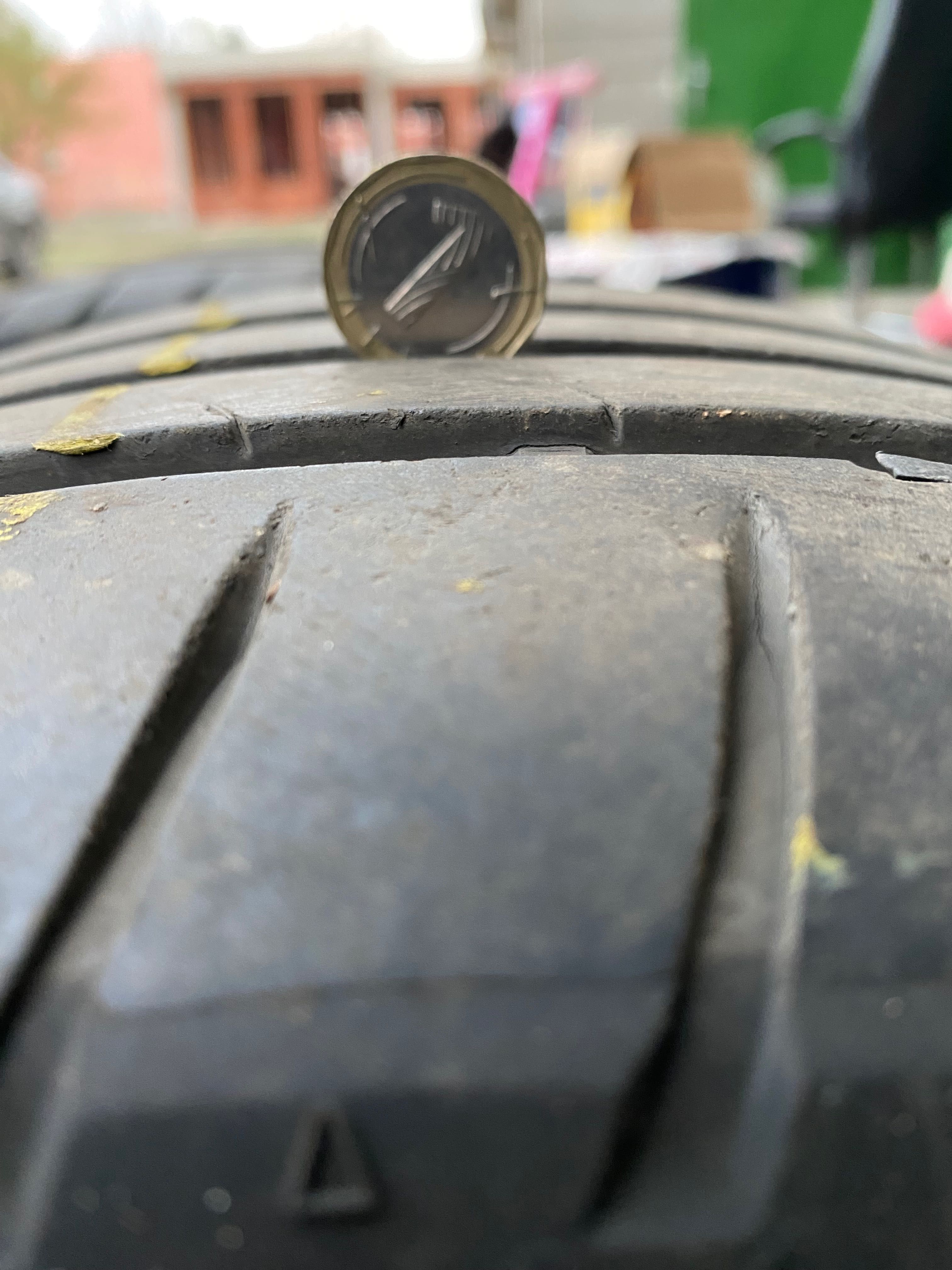 225 / 55 / 16 летни гуми Dunlop sport maxx