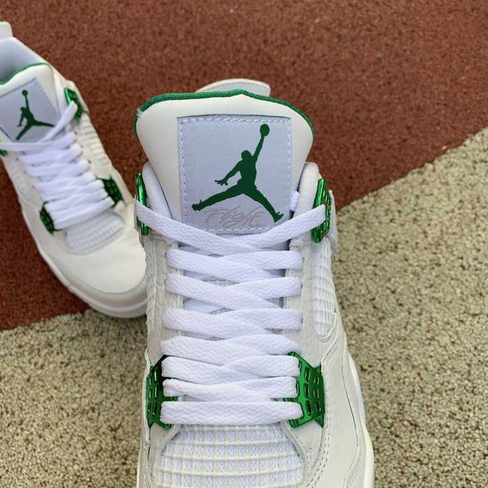 Air Jordan 4 Retro 'Green Metallic'