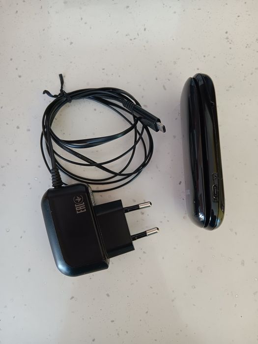 Мобилен телефон Samsung GT-E1270