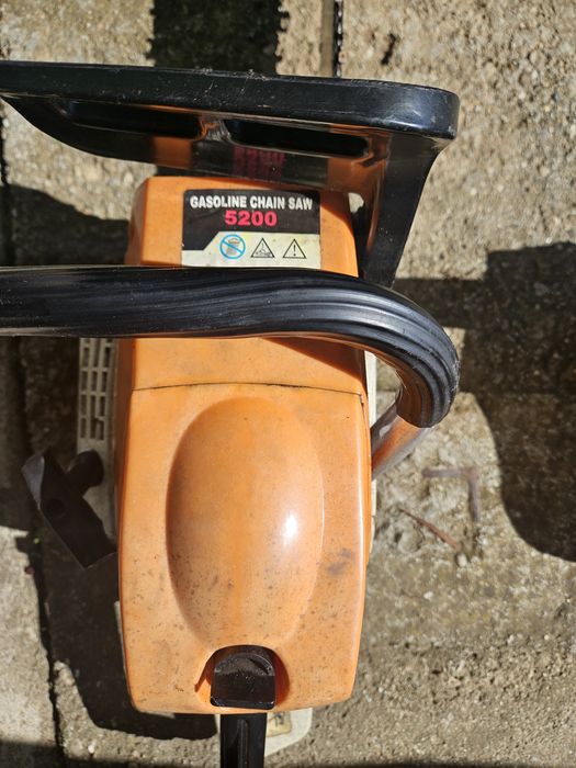 Моторна резачка BOR 5200