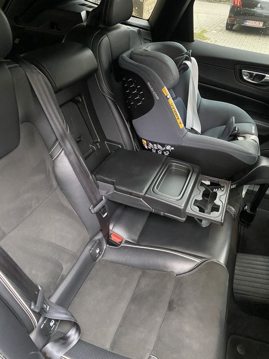 Volvo XC60 T8 Plug In Hybrid R-DESIGN Panoramic