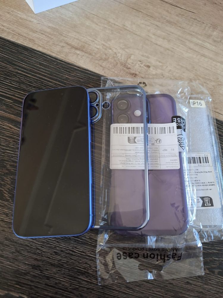 Iphone 16 aquamarine 128 gb чисто нов с подарък